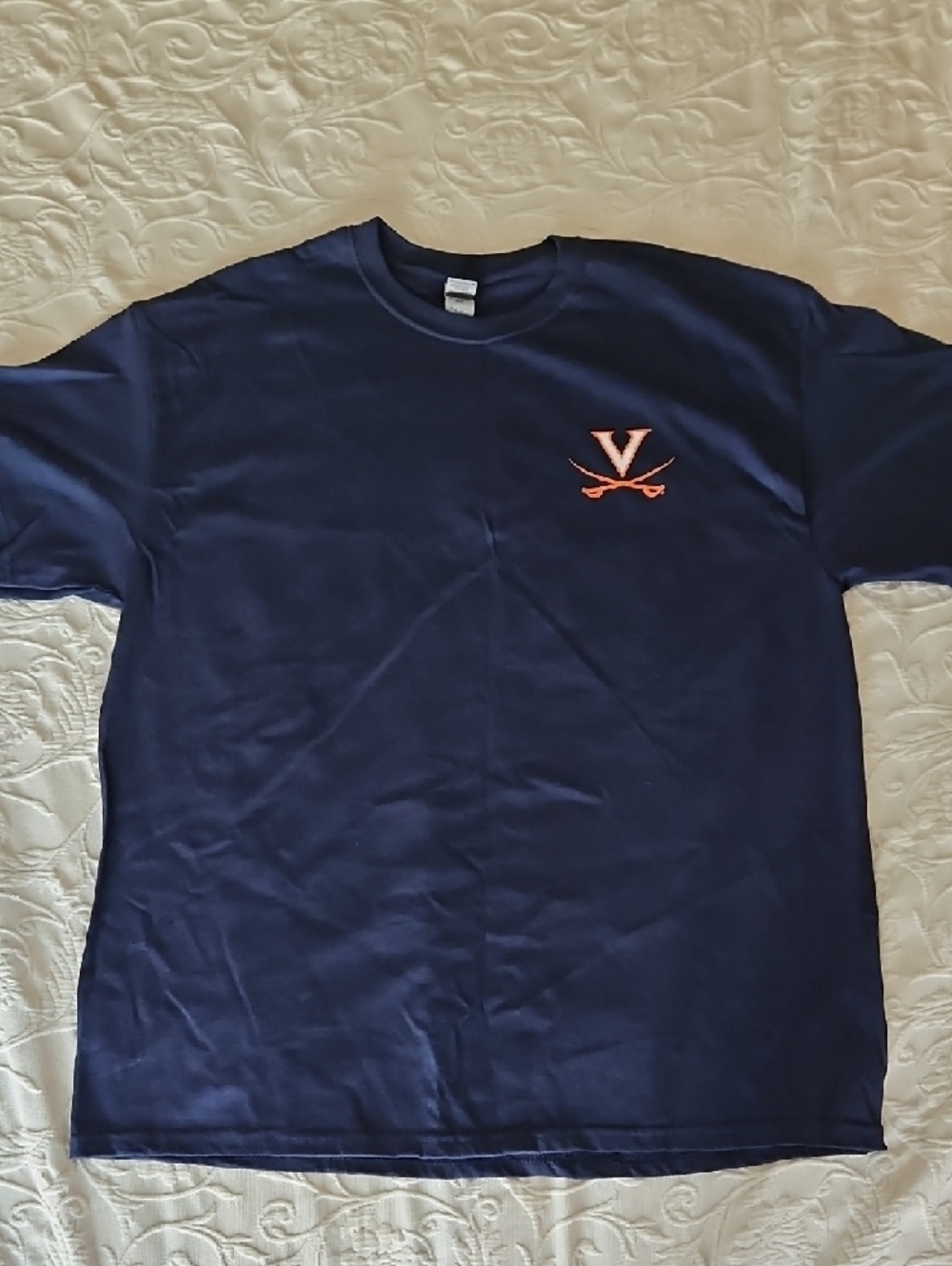 Univeristy of Virginia Cavaliers T-Shirt - Picture 3 of 6